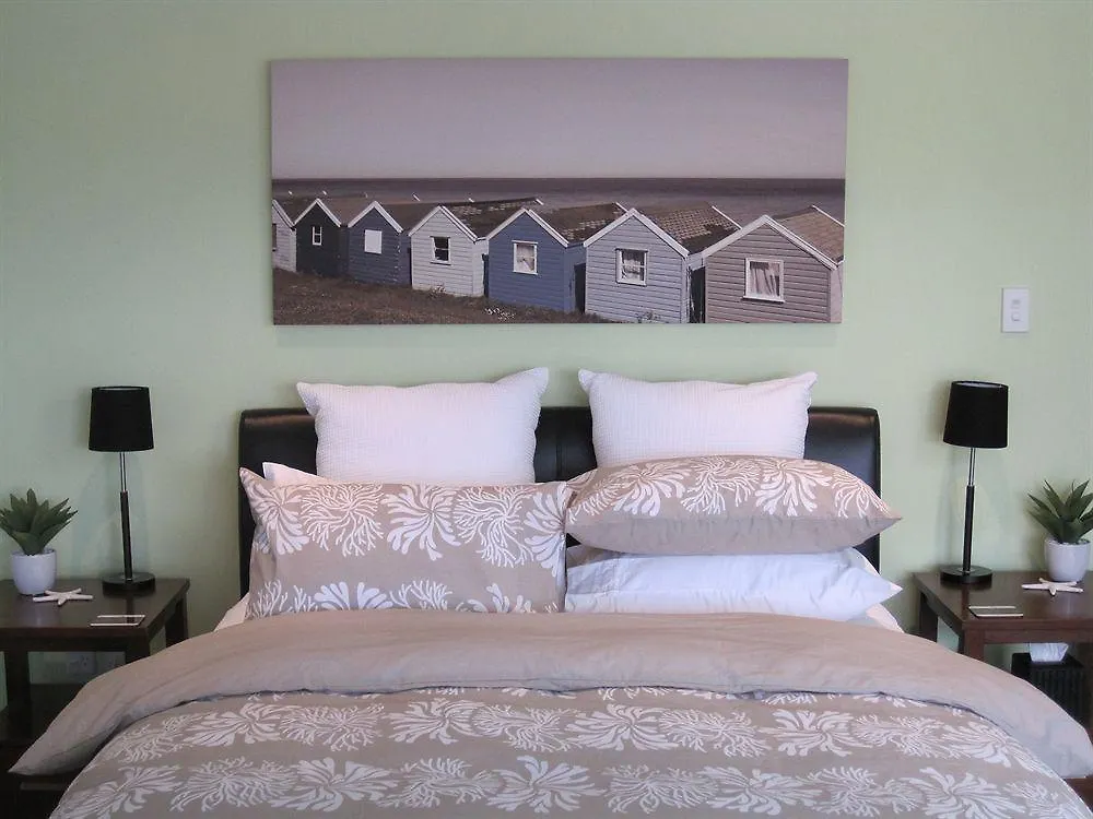 Acorns Wellington Bed And Breakfast Bed & Breakfast