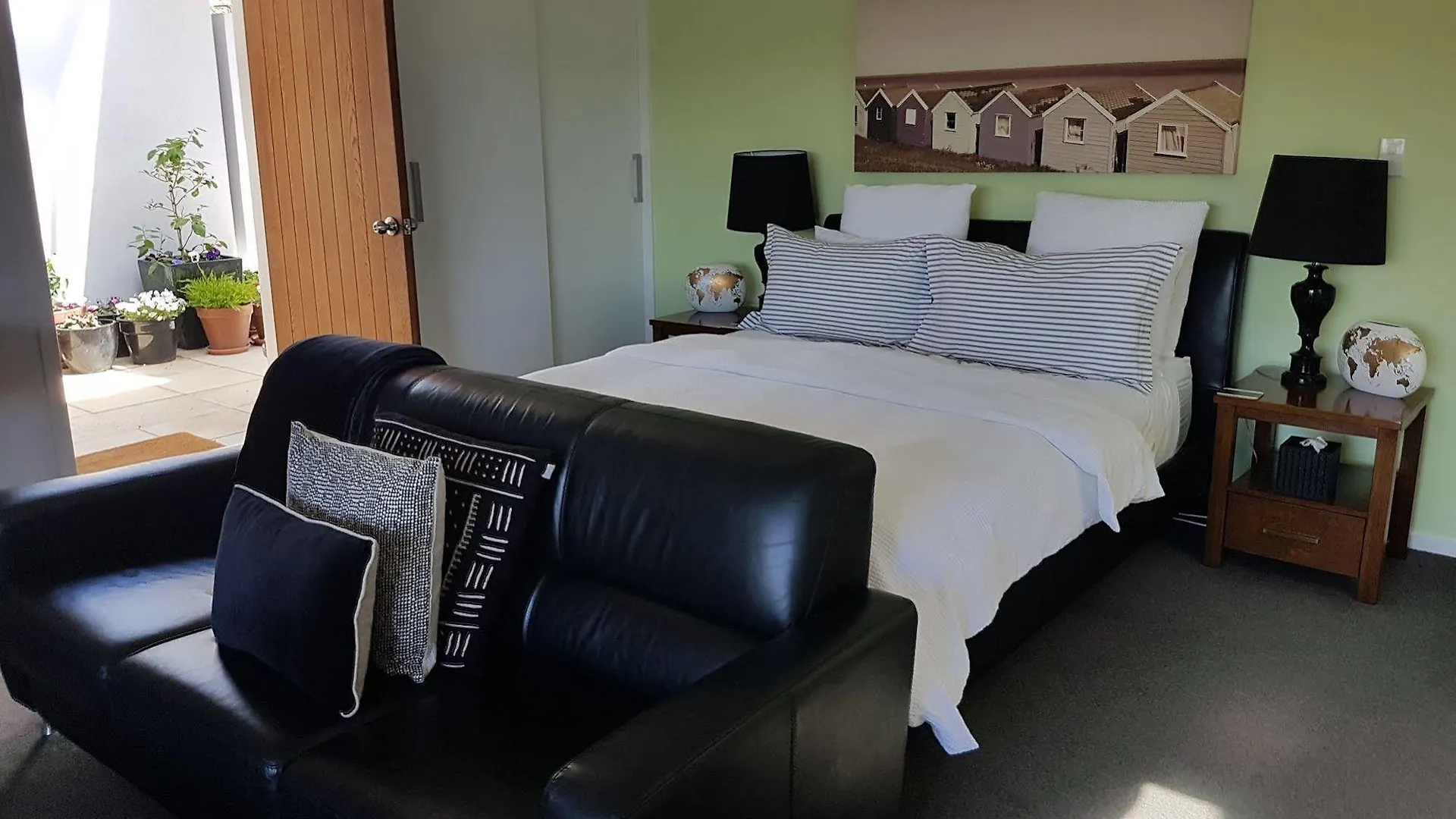 Bed & Breakfast Acorns Wellington Bed And Breakfast